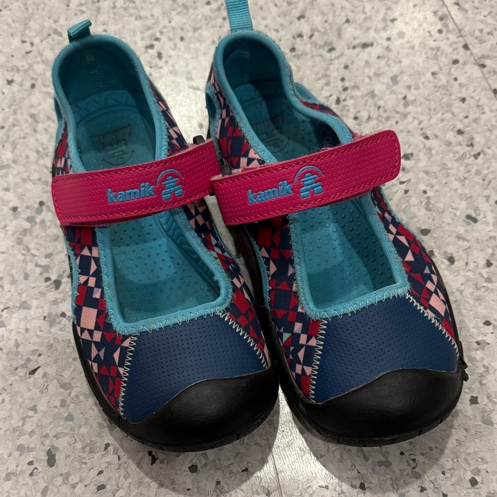 Kamik Kids' Geometric Blue and Pink Water Shoes